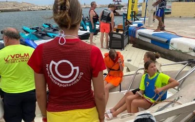 .-Un día en el Mediterráneo para olvidar la guerra.