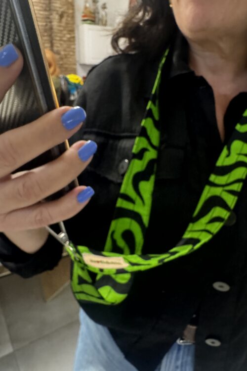 Cuelga móviles verde