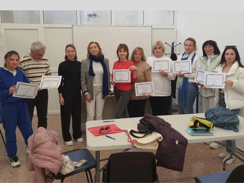 -Cursos de Español para refugiadas y refugiados de Ucrania en Alicante