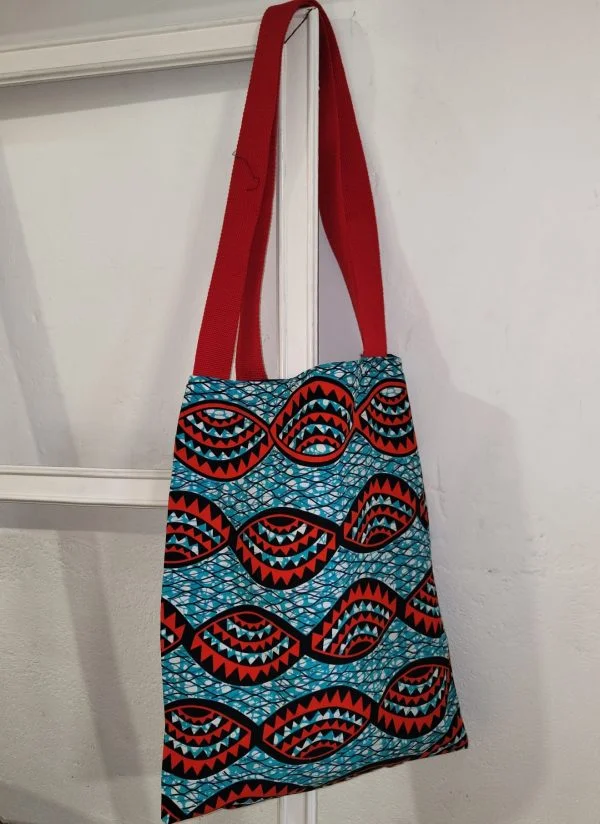 Tote Bag de tela africana azul y rojo - Imagen 2