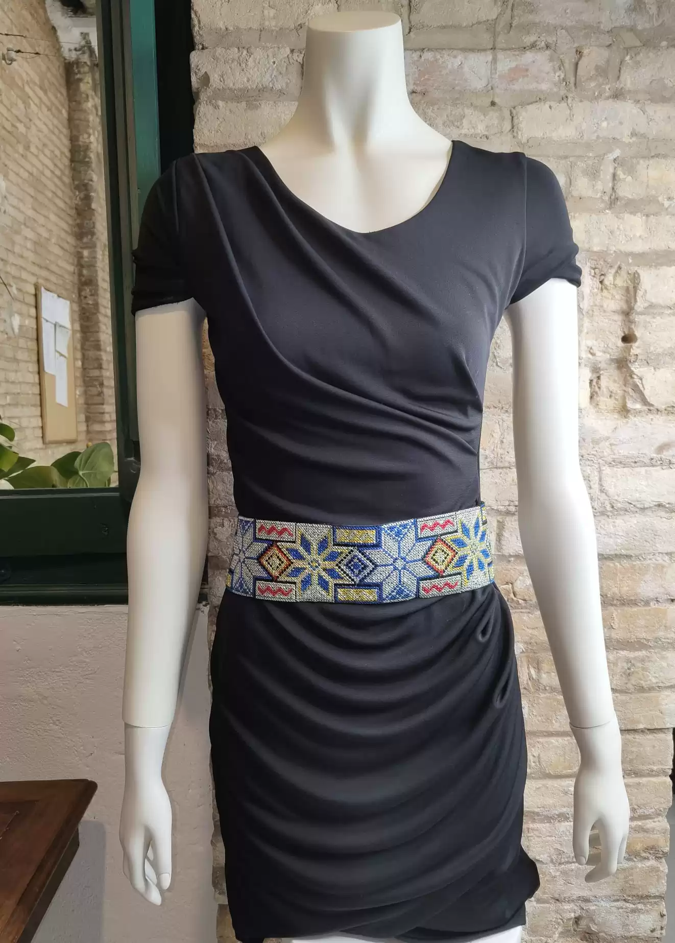 Cinturón africano ancho amarillo y azul