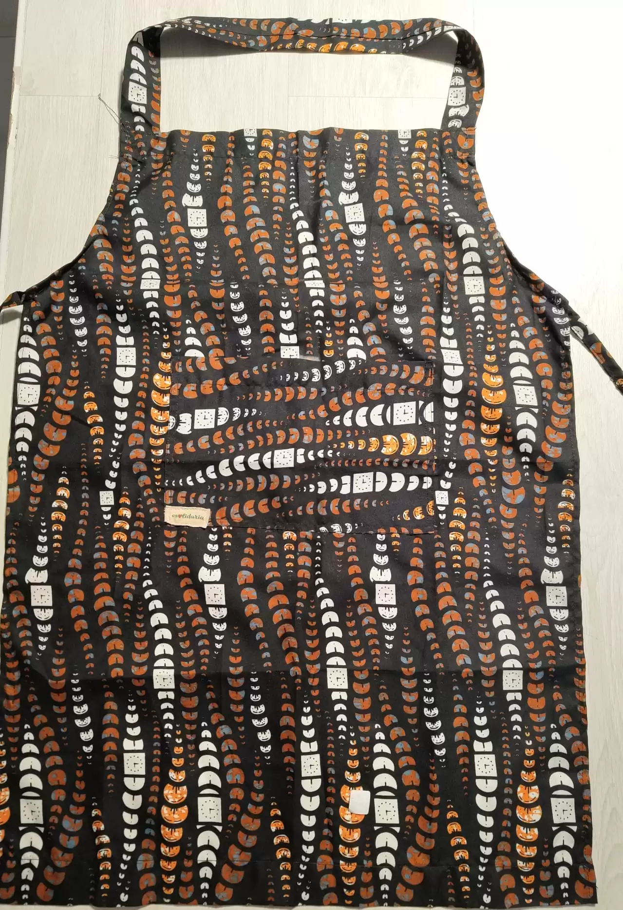 Delantal de tela africana marrón - Imagen 3
